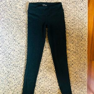 Aritzia leggings